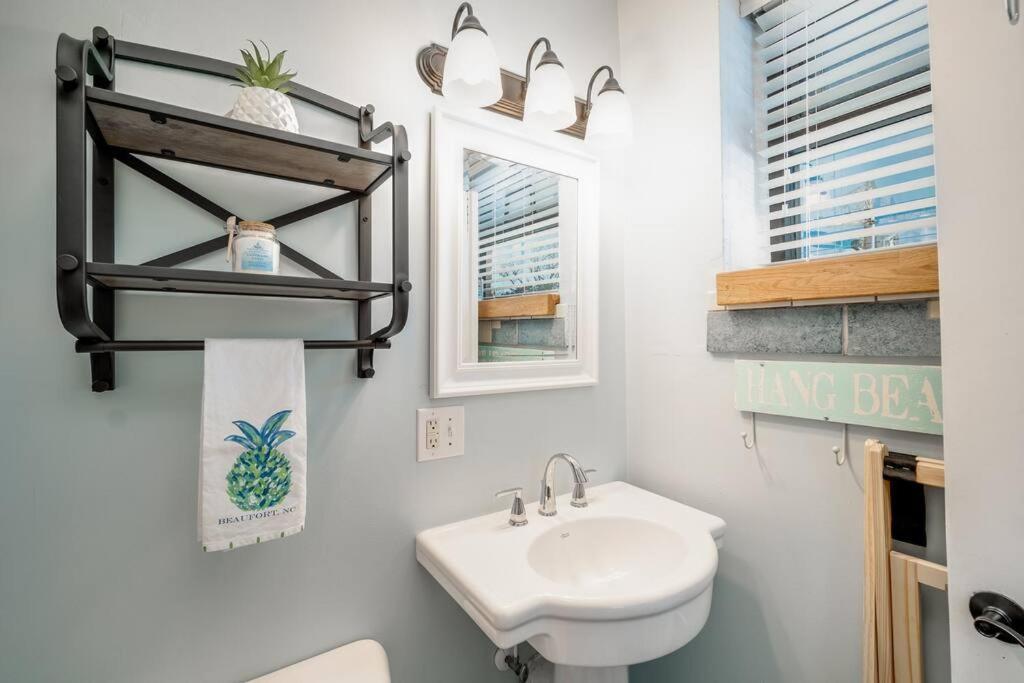 Why Knot Getaway…Rooftop With Waterview! Unit F Beaufort Exterior foto